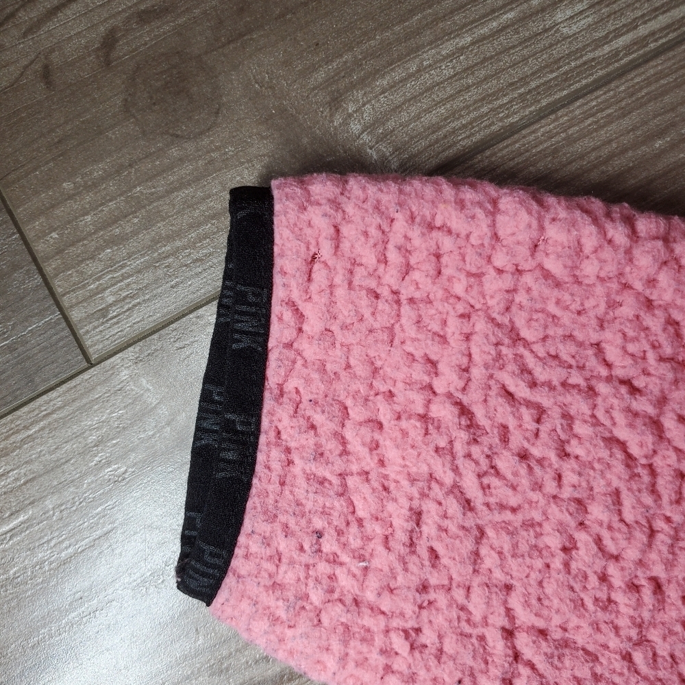 PINK Victoria's Secret Pink Sherpa Quarter Zip Pullover Jacket Campus Winter EUC - Picture 10 of 16
